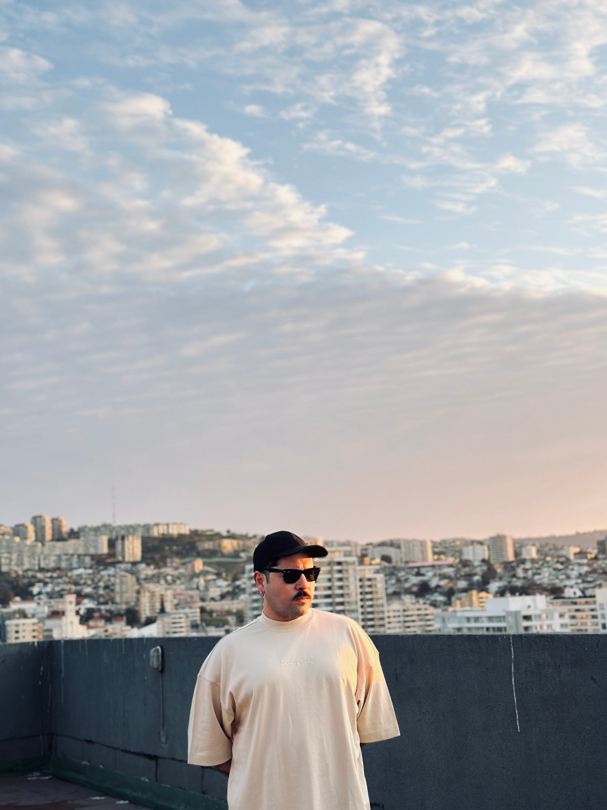 OVERSIZED T-SHIRT (HEAVYWEIGHT)