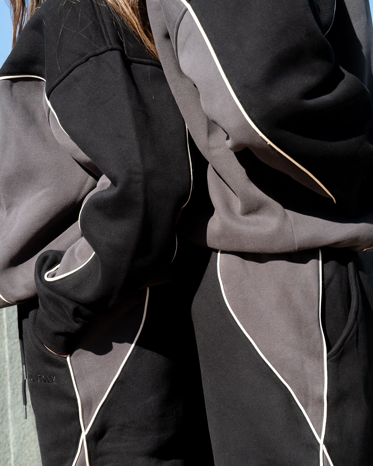 SET BLACKSUMMER (POLERÓN+PANTALÓN)