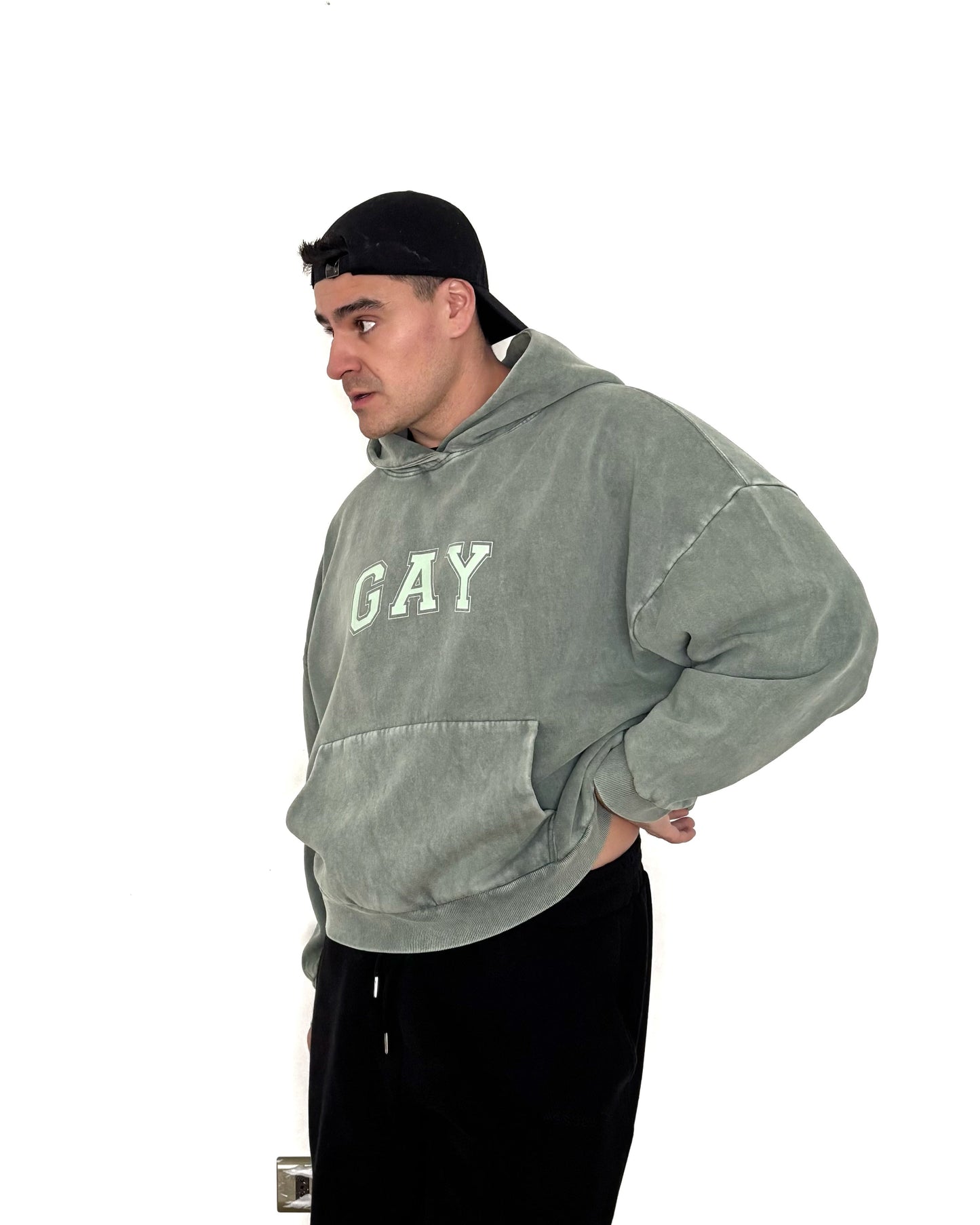 POLERÓN GAY BOXY OVERSIZED
